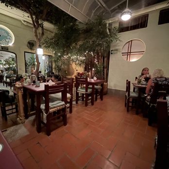 Archie's Wok - Dining area - Asian Fusion Near Me - Puerto Vallarta, JAL
