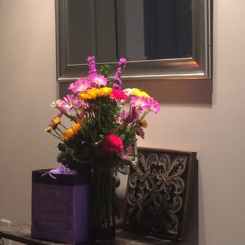 North Raleigh Florist - Birthday Flowers - Florists Near Me - Raleigh, North Carolina