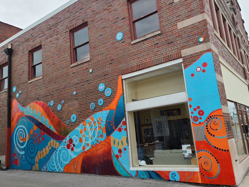 HOLLAND THEATRE Updated November 2024 22 Photos 127 E Columbus