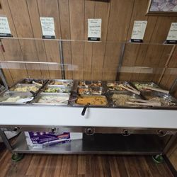 Grandma's Thai Cuisine - Buffet food bar!