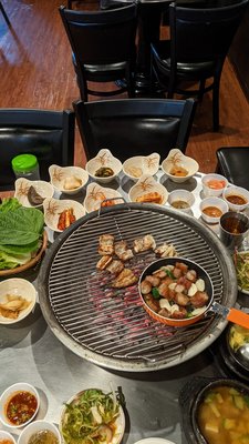 Yuk Jun Gui - Galbi, Fresh live eel, Makchang by null