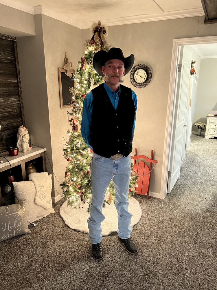 Lariat - equestrian in Beebe, AR