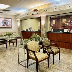 Bliss Eye Associates - front sitting area