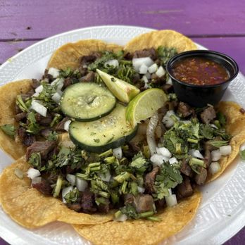 El Camino SA - Asada mini tacos from Los Weyes de la Asada. - Food Trucks Near Me - San Antonio, Texas