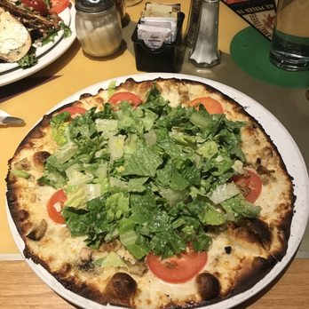 Scarpas - Ceasar chicken pizza - Pizza Near Me - Albuquerque, New Mexico