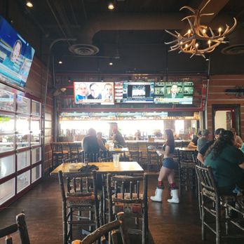 Twin Peaks - New American Near Me - Doral, Florida Twin Peaks - New American Near Me - Doral, Florida