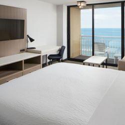 Four Points by Sheraton Virginia Beach Oceanfront
