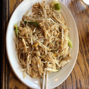 Pho & Rice - Pad Thai dinner dish - Vietnamese Near Me - Cleveland Heights, Ohio Pho & Rice - Pad Thai dinner dish - Vietnamese Near Me - Cleveland Heights, Ohio