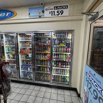 Shell - Cold Beverage Coolers - Gas Stations Near Me - Cicero, Illinois
