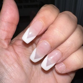 Leslie's Salon - Manicura - Hair Stylists Near Me - Weston, Florida Leslie's Salon - Manicura - Hair Stylists Near Me - Weston, Florida
