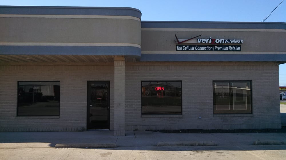 VERIZON AUTHORIZED RETAILER, TCC 1445B W Whittaker, Salem, Illinois