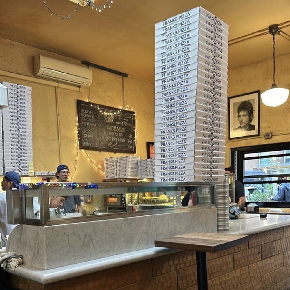 Sgt Pepperoni's Pizza Store