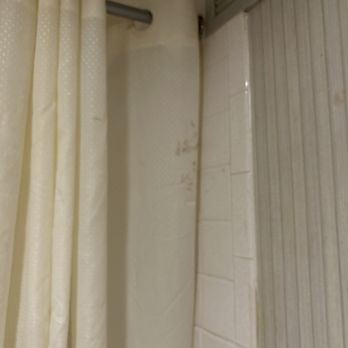 Harbor Inn - Stained shower curtain. - Hotels Near Me - Philipsburg, Pennsylvania