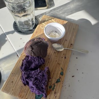Mala Ocean Tavern - Ube bread - Seafood Near Me - Lahaina, Hawaii