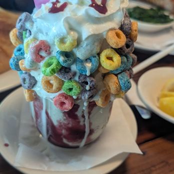 Broadway Diner - Fruity pebbles shake - Diners Near Me - Hicksville, New York