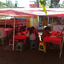 Tianguis San Fernando - Los días viernes se ponen puestos de comida que venden cosas muy ricas