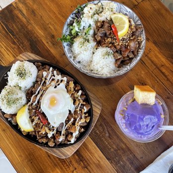 Enseamada Cafe - Sisig Bowl, Sisig Plate, Ube Halo Halo - Filipino Near Me - Everett, Washington
