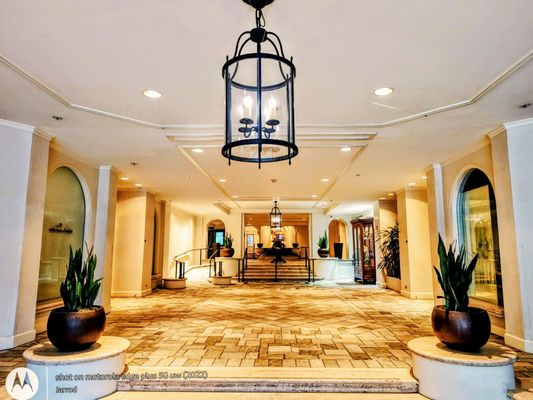 Moana Surfrider, A Westin Resort & Spa, Waikiki Beach by null