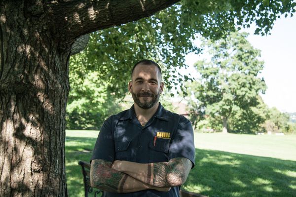 Hub Plumbing & Mechanical Logo