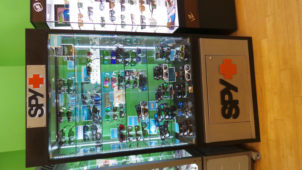 SUNGLASS WORLD HARBORWALK Updated July 2024 48 Photos 34 Harbor