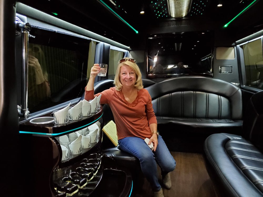 MAJESTIC LIMOUSINE SERVICE 26 Photos & 33 Reviews 3170 Draper Dr