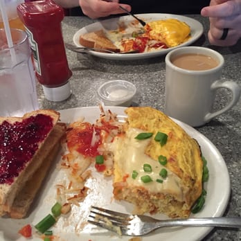 Corner Cafe - Independence - Delicious omelettes and toast! - American Near Me - Independence, Missouri Corner Cafe - Independence - Delicious omelettes and toast! - American Near Me - Independence, Missouri