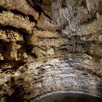 Natural Bridge Caverns - Rock formations - Tours Near Me - San Antonio, Texas