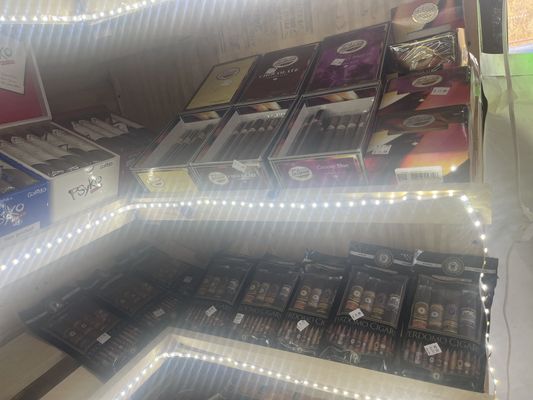 Charlottesville Tobacco & vape, 2293 Seminole Ln, Charlottesville, VA  22901, US