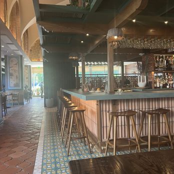 Ometeo - Inside - Tex-Mex Near Me - Tysons, Virginia