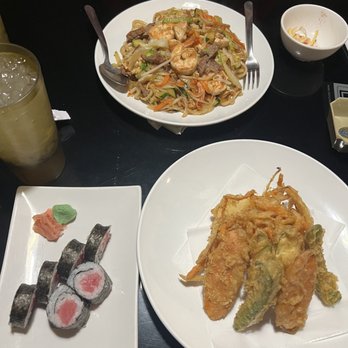 Mr Tokyo - Tina roll, vegetable tempura, udon combination - Japanese Near Me - Albuquerque, New Mexico