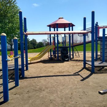 Barnabe Park - Parks Near Me - Ottawa, Ontario