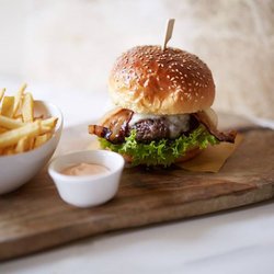 Gusto Restaurant & Bar York - GUSTO Burger