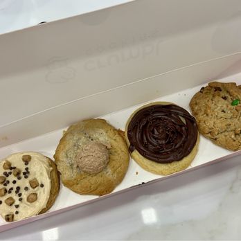 Crumbl - Dania Beach - Crumbl cookies - Bakeries Near Me - Hollywood, Florida