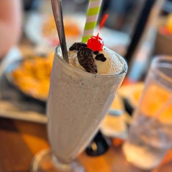 Ford's Garage Florence - Oreo Milkshake - Burgers Near Me - Florence, Kentucky