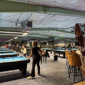 THE POOL TURTLE - Updated February 2026 - 82 Photos & 10 Reviews - 3409 ...