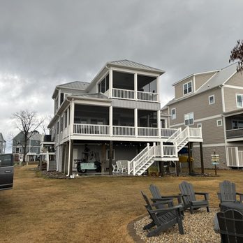 Brackish Marine Contractors - Beautiful home with all new screens. - General Contractors Near Me Brackish Marine Contractors - Beautiful home with all new screens. - General Contractors Near Me