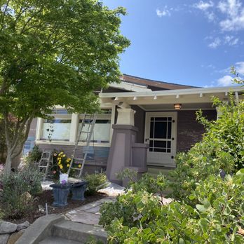 Stahlschmidt Painting & Restoration - Bungalow in Oakland - Painters Near Me - Berkeley, California Stahlschmidt Painting & Restoration - Bungalow in Oakland - Painters Near Me - Berkeley, California