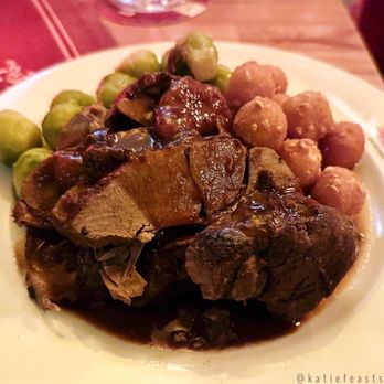 Dicke Wirtin - Roast venison, Brussels sprouts & dumplings (Christmas menu) - Dive Bars Near Me - Berlin, BE Dicke Wirtin - Roast venison, Brussels sprouts & dumplings (Christmas menu) - Dive Bars Near Me - Berlin, BE