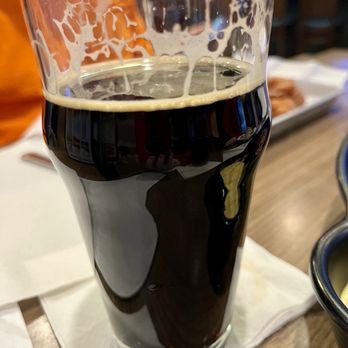 Aspen Tap House - Founder's Porter - Burgers Near Me - Mishawaka, Indiana