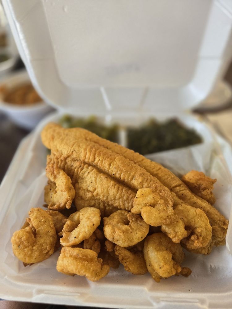 Food from Li'l Dizzy's Cafe