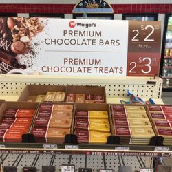 Weigel's - Great souvenirs !