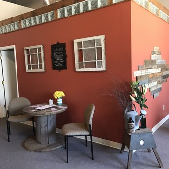 Tan In-Gold - Spray Tanning Near Me - Bloomington, Illinois Tan In-Gold - Spray Tanning Near Me - Bloomington, Illinois