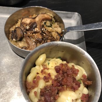 Capital One Lounge - Spicy cauliflower rice with mushrooms, and Mac and cheese with bacon - Airport Lounges Near Me - Dallas, Texas Capital One Lounge - Spicy cauliflower rice with mushrooms, and Mac and cheese with bacon - Airport Lounges Near Me - Dallas, Texas