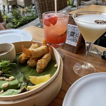 Herbario - Firecrackers y bebida de whiskey sour y lemonada - Restaurants Near Me - Aguascalientes, AGU Herbario - Firecrackers y bebida de whiskey sour y lemonada - Restaurants Near Me - Aguascalientes, AGU