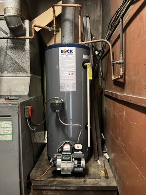 Harris plumbing & Heating Logo