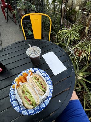 Zenaida's café by null