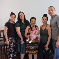 La Rosa Midwifery - Happy family!