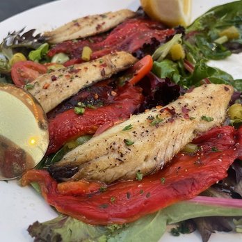 Dos Besos - Sardines - Spanish Near Me - Pasadena, California Dos Besos - Sardines - Spanish Near Me - Pasadena, California
