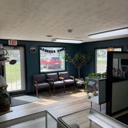 Vaccaro's Salon