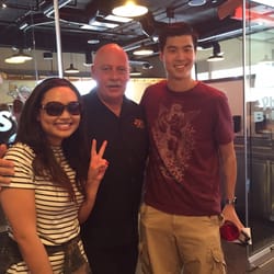 Phil's BBQ - We met THE ONE & ONLY PHIL HIMSELF!!! And he was really nice!!!